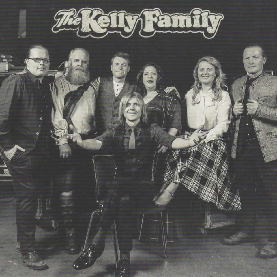 Келли фэмили. Kelly Family. Группа the Kelly Family. Группа the Kelly Family Джимми Келли. Группа Келли Фэмили ангел.